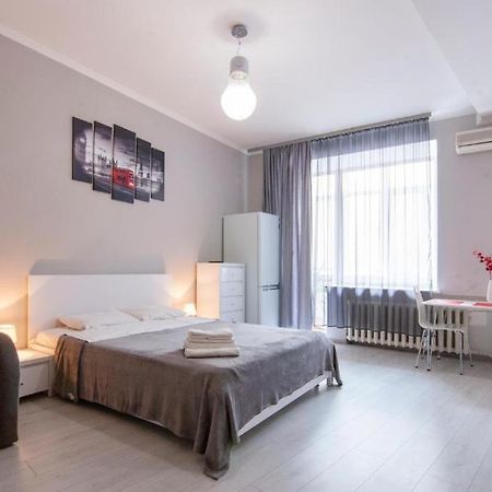 Home-Hotel Apartments On Maidan Nezalezhnosti Square キエフ エクステリア 写真