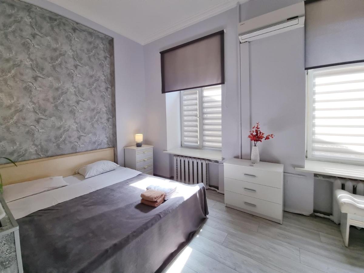 Home-Hotel Apartments On Maidan Nezalezhnosti Square キエフ エクステリア 写真
