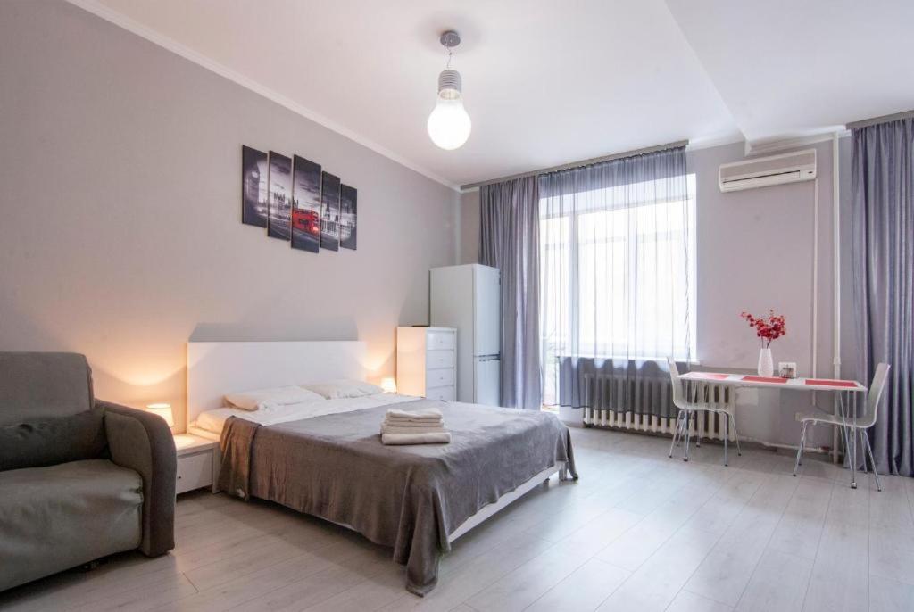 Home-Hotel Apartments On Maidan Nezalezhnosti Square キエフ エクステリア 写真