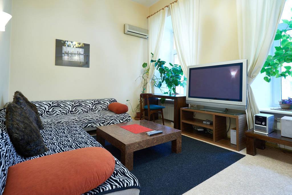 Home-Hotel Apartments On Maidan Nezalezhnosti Square キエフ エクステリア 写真